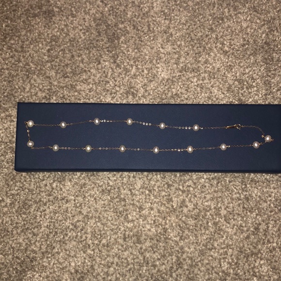 Jewelry - 10 k gold and pearl necklace